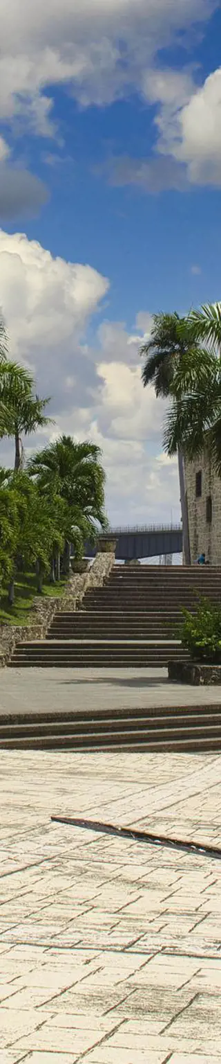 Wandle durch den 500 Jahre alten Palast Alcázar de Colón